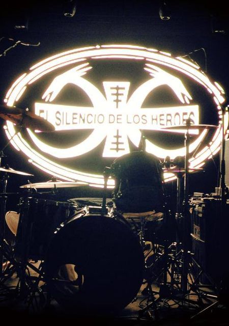 El Silencio de los Heroes