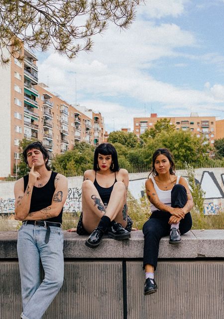 Amigas Intimas