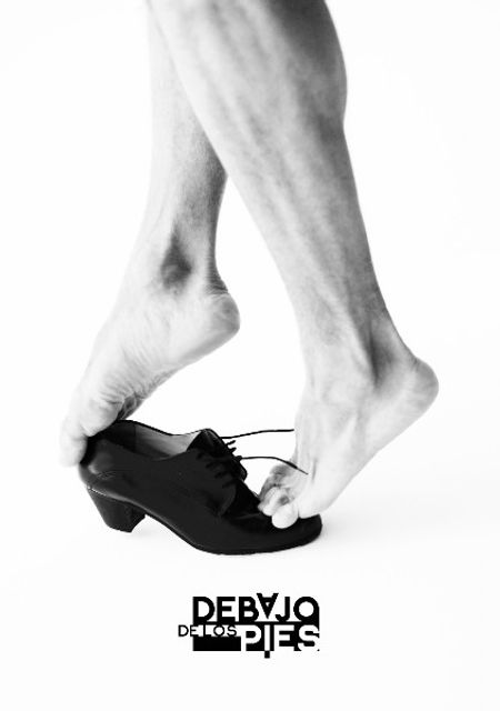 Debajo de los pies