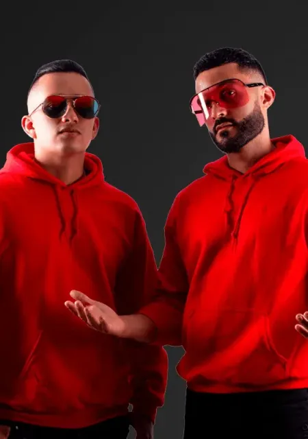 Yandar & Yostin