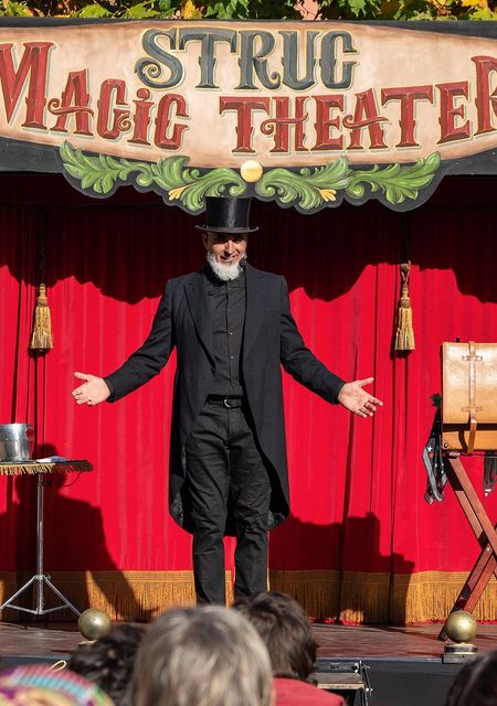 Struc Magic Theater