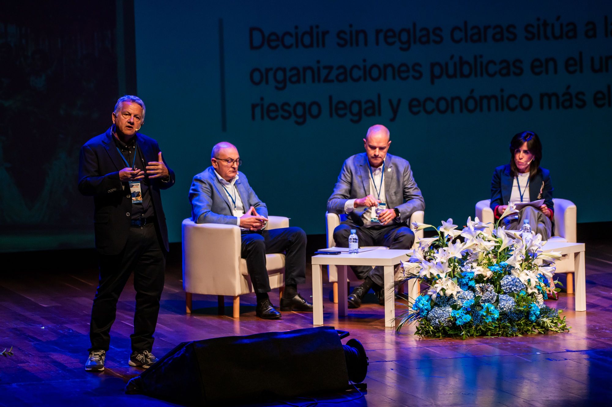 INTELIGENCIA ARTIFICIAL y control de los contratos, dos desafíos para la gestión cultural pública